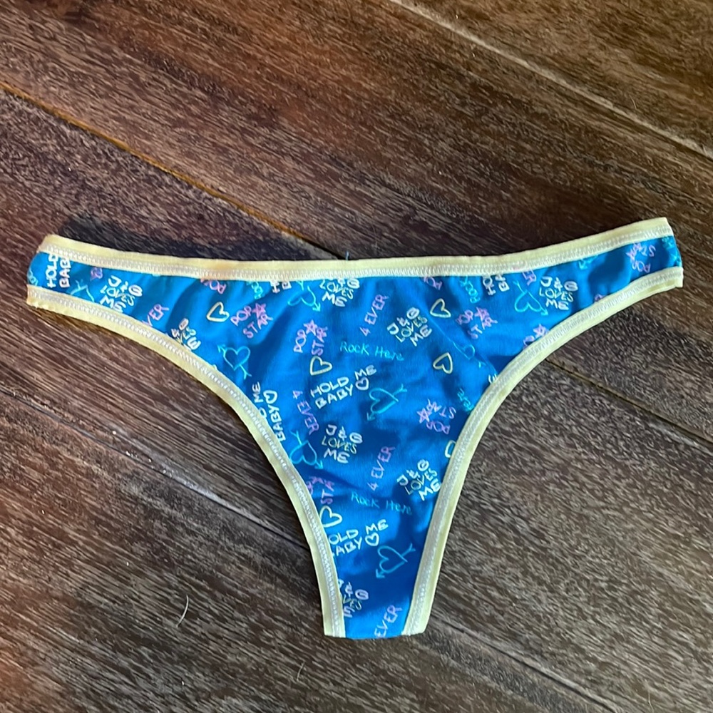 Thong panties